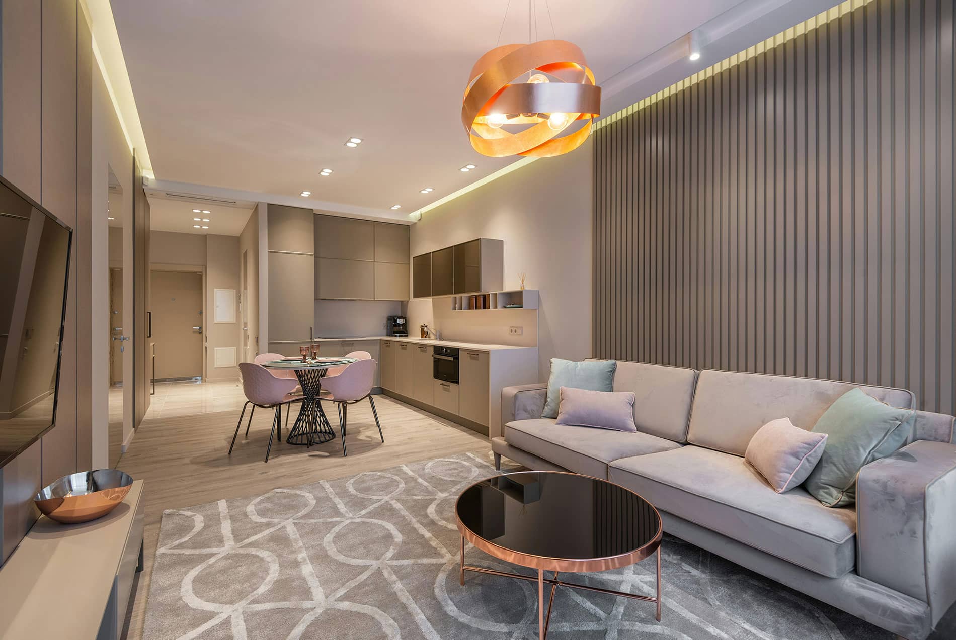 Selling homes, making dreams